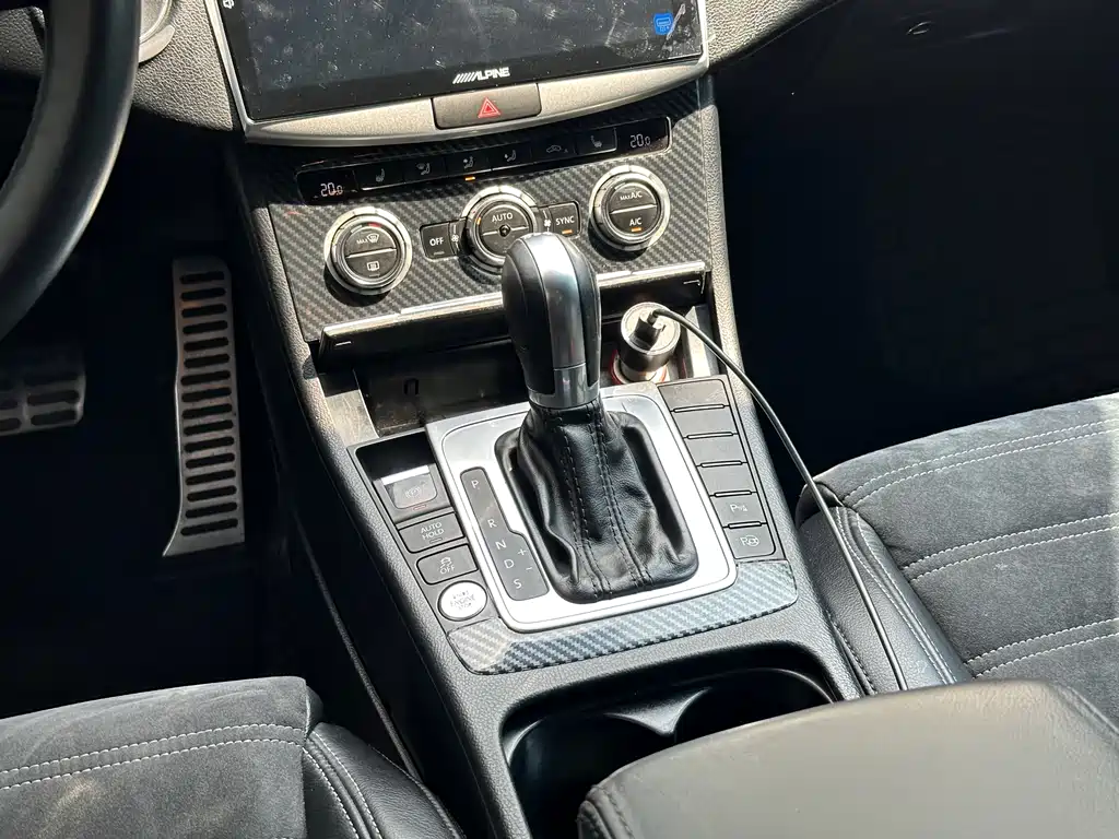 Volkswagen CC 2015 — фото 14