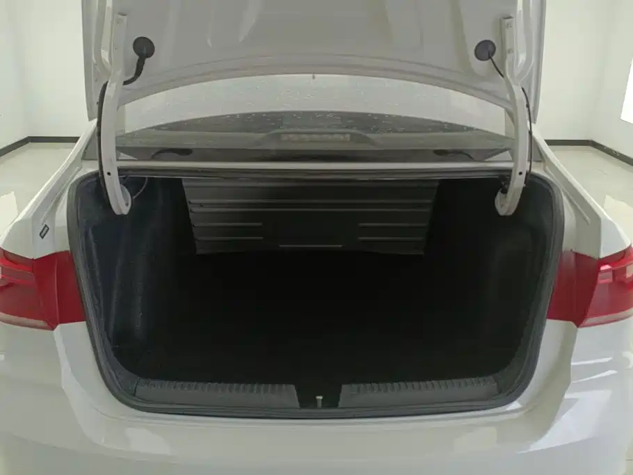 Volkswagen Santana 2019