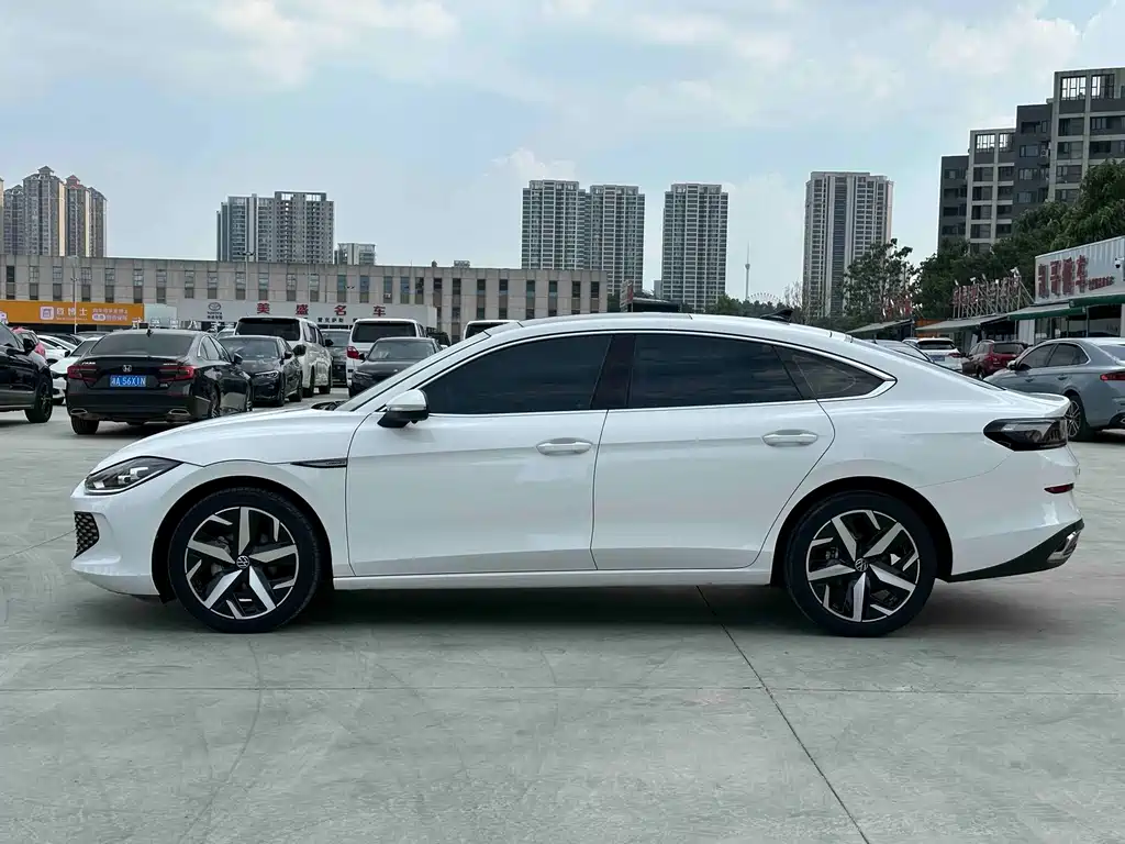 Volkswagen Lamando 2023