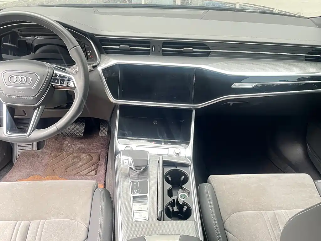 Audi A6L 2023 — фото 13