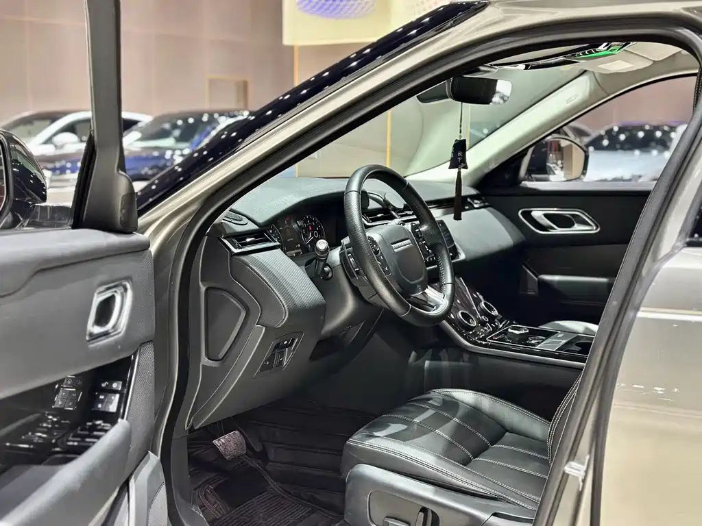 Land Rover Range Rover Velar 2018 — фото 4