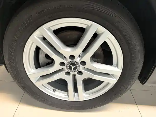 Mercedes-Benz GLB 2022