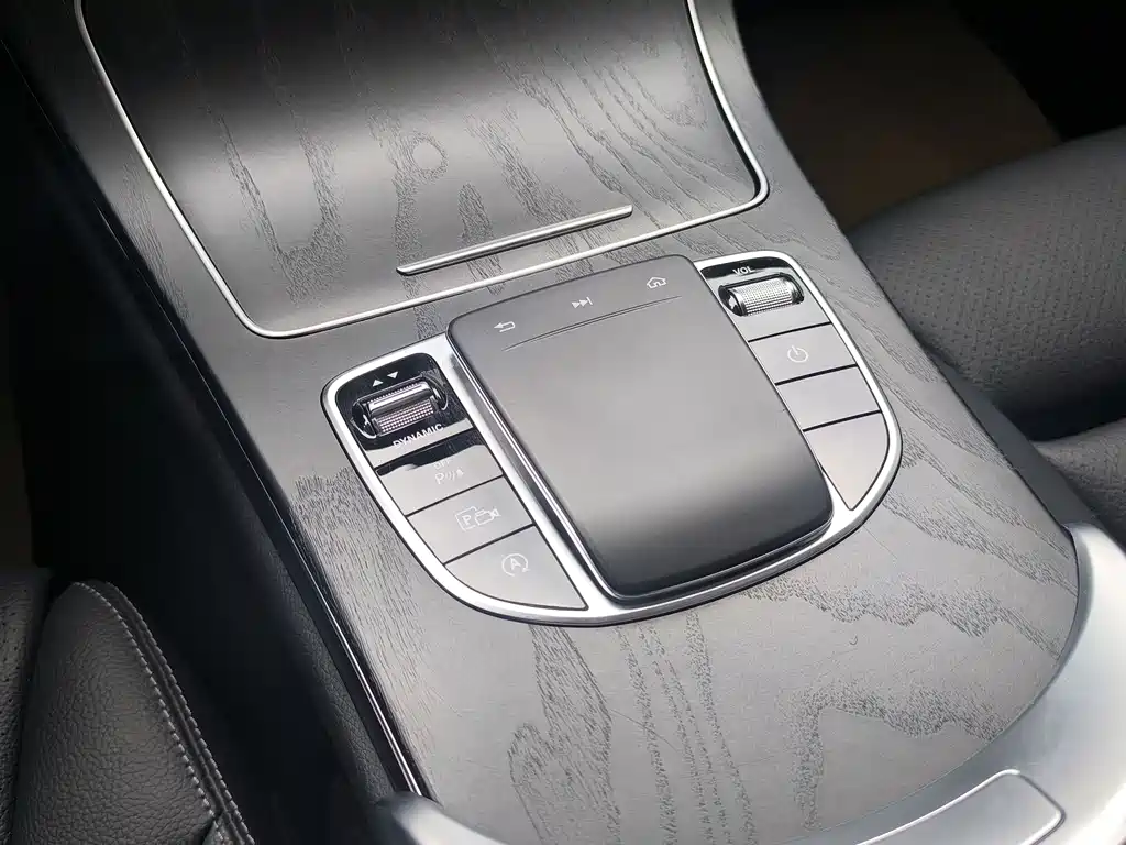Mercedes-Benz C-Class 2020 — фото 15