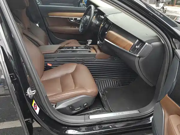 Volvo S90 2018