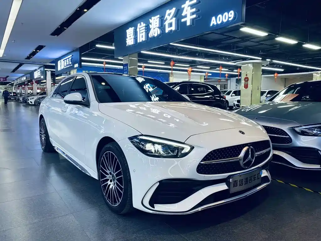 Mercedes-Benz C-Class 2023 — фото 4