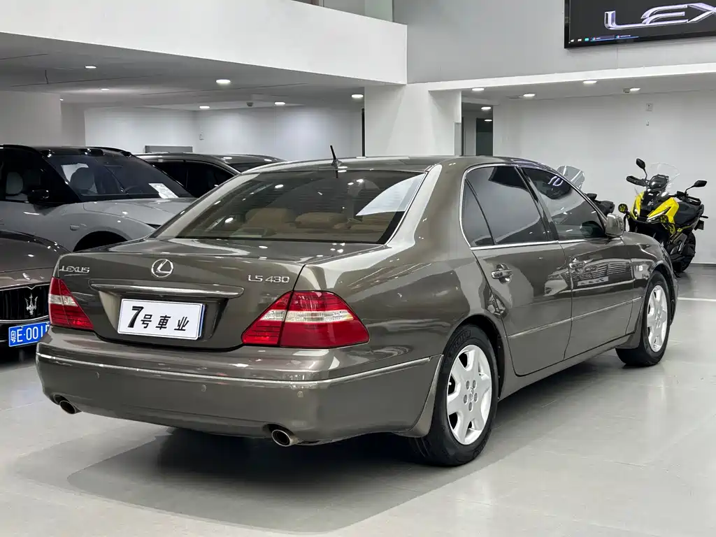 Lexus LS 2006 — фото 17