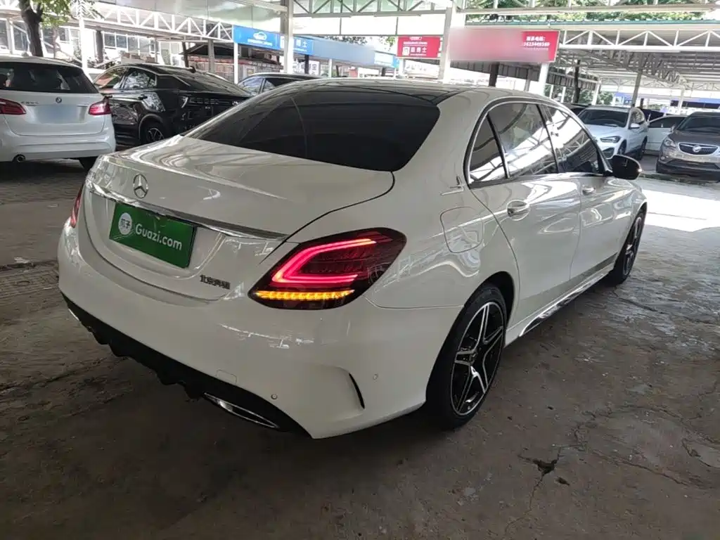 Mercedes-Benz C-Class 2021