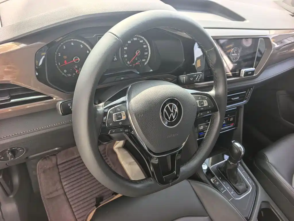 Volkswagen Tuyue 2021