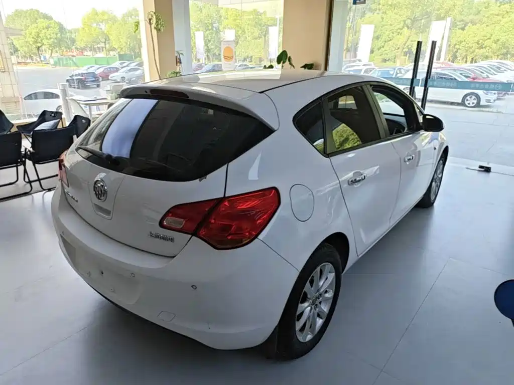Buick Excelle 2016
