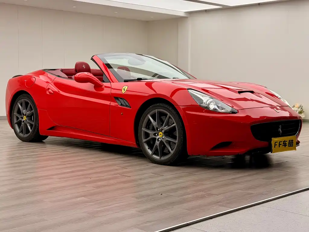 Ferrari California T 2011 — фото 4