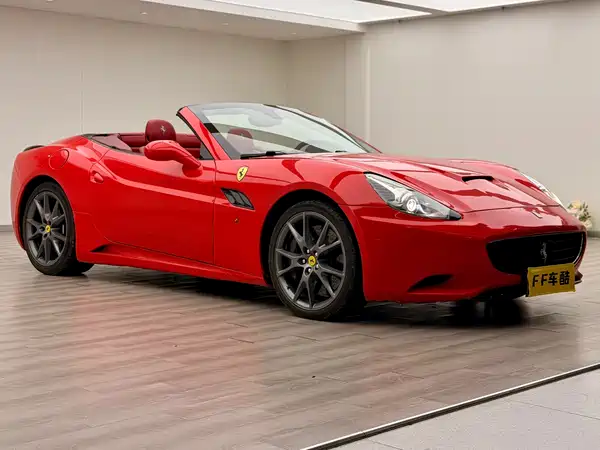 Ferrari California T 2011