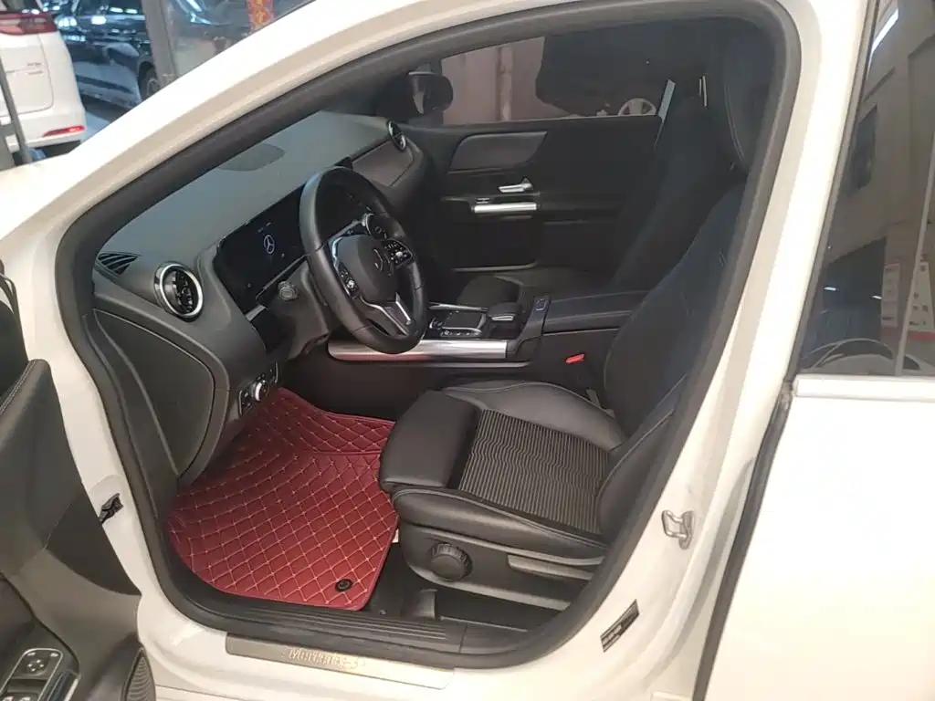 Mercedes-Benz B-Class 2020 — фото 15