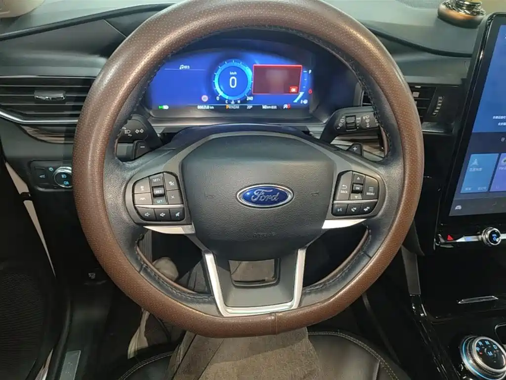 Ford Explorer 2021 — фото 11
