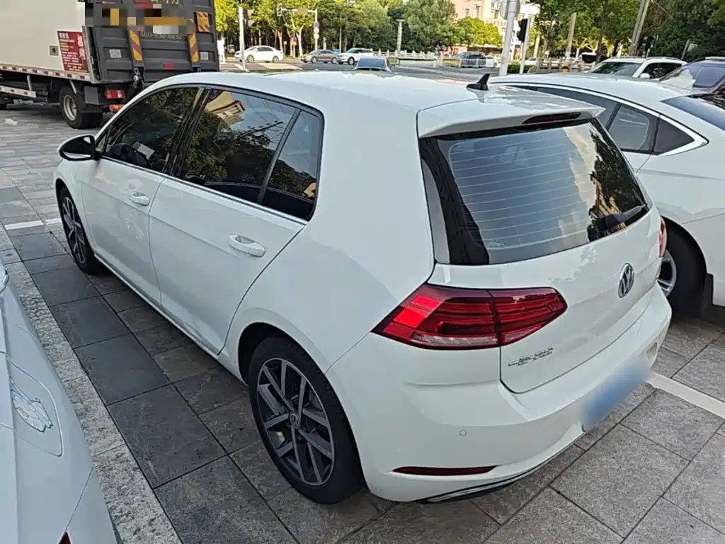 Volkswagen Golf 2020