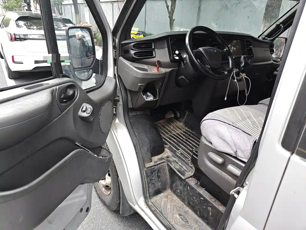 Ford New Generation Transit 2021 — фото 14