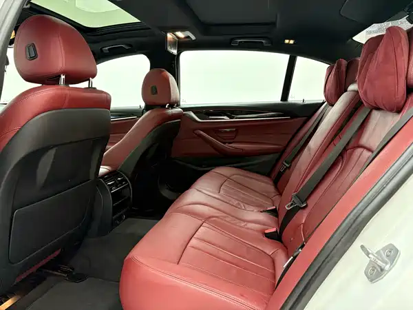 BMW 5 Series 2019