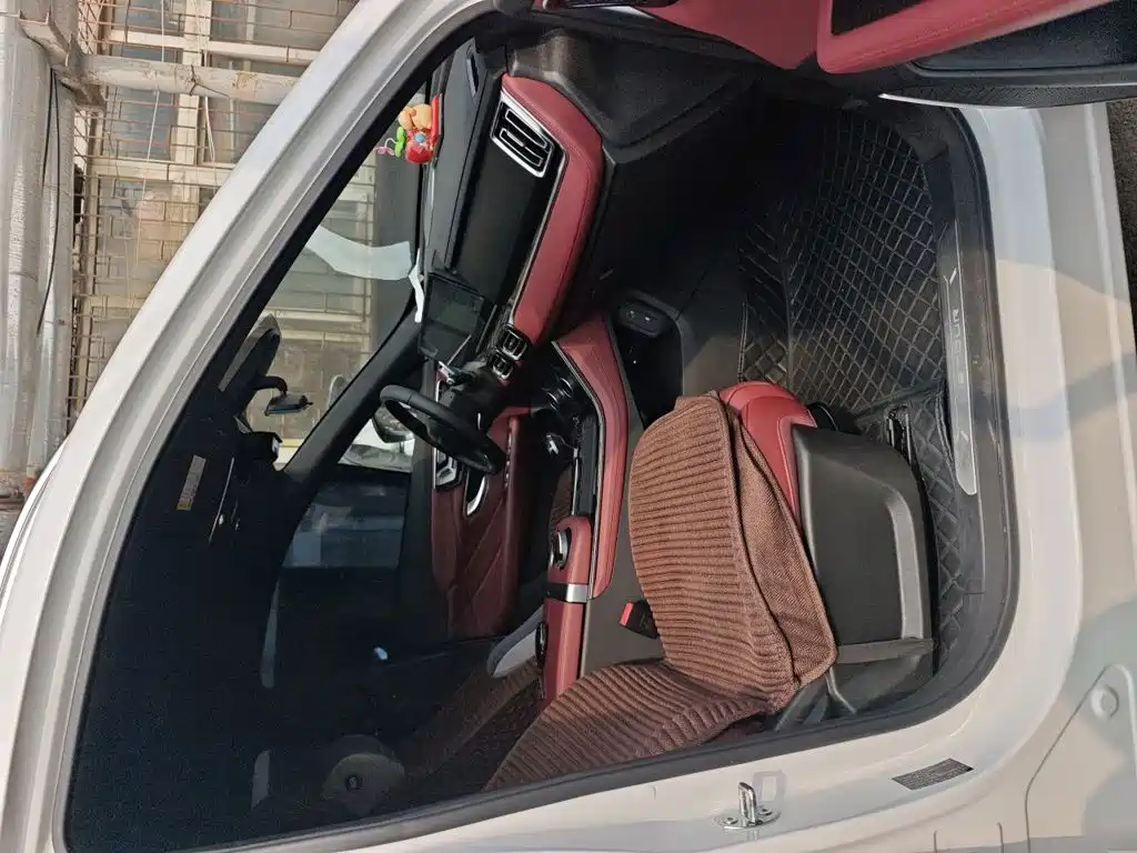 Jetour X70 PLUS 2025 — фото 20