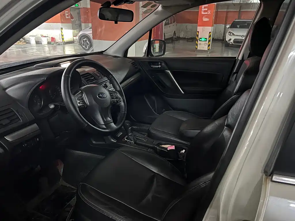 Subaru Forester 2015