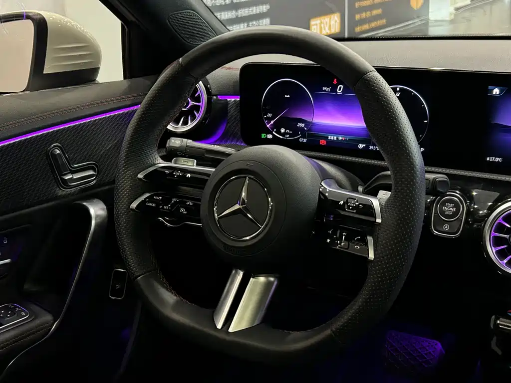Mercedes-Benz A-Class 2023 — фото 13