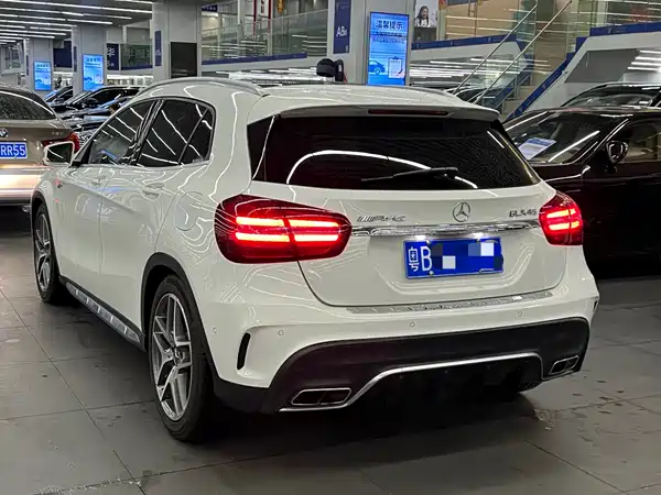 Mercedes-Benz GLA AMG 2019