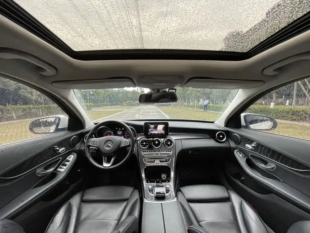 Mercedes-Benz C-Class 2018 — фото 13