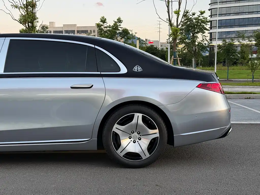 Mercedes-Benz Maybach S-Class 2023