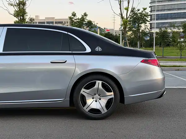 Mercedes-Benz Maybach S-Class 2023