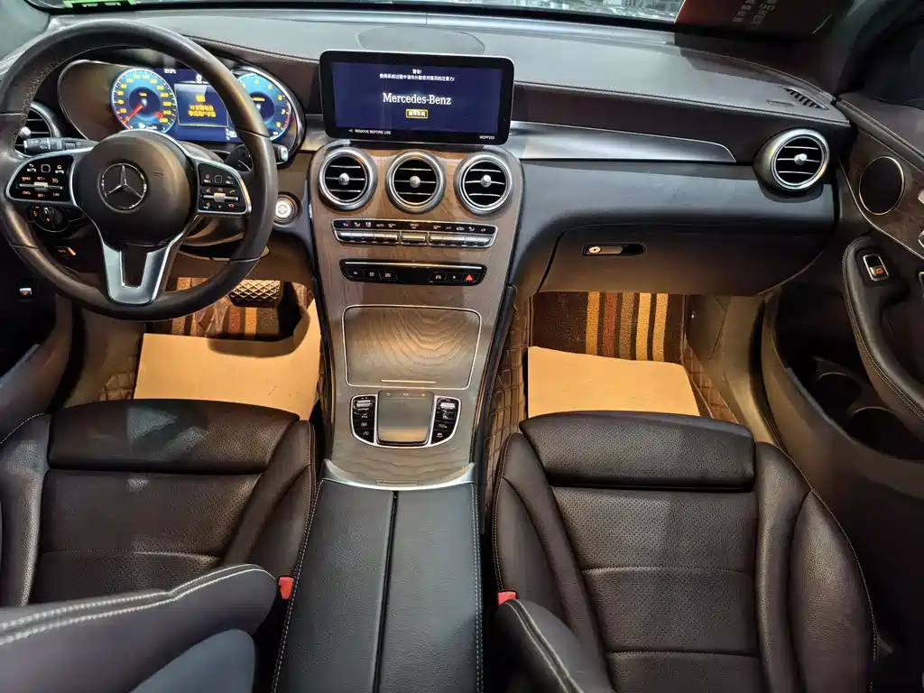 Mercedes-Benz GLC 2022