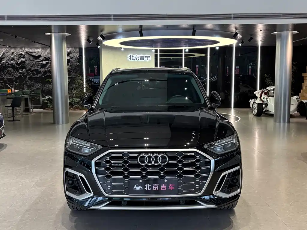 Audi Q5L 2022 — фото 2