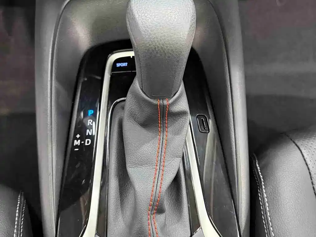 Toyota Corolla 2022 — фото 16