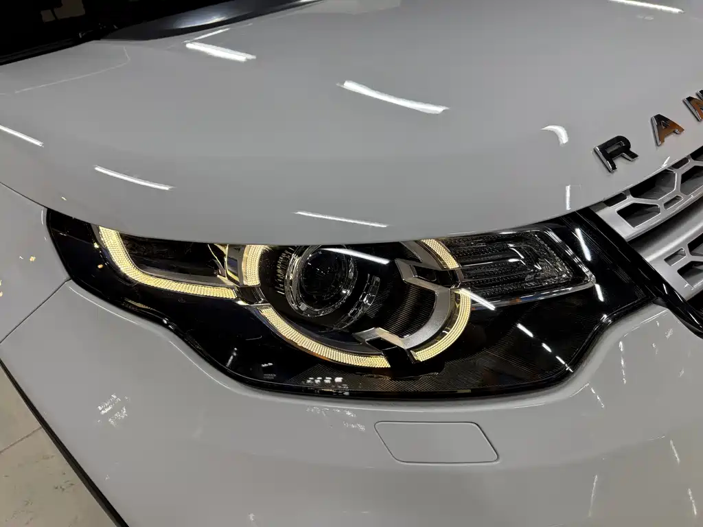 Land Rover Discovery Sport 2017 — фото 14