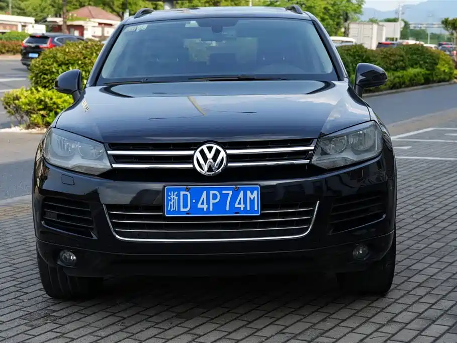 Volkswagen Touareg 2015 — фото 2