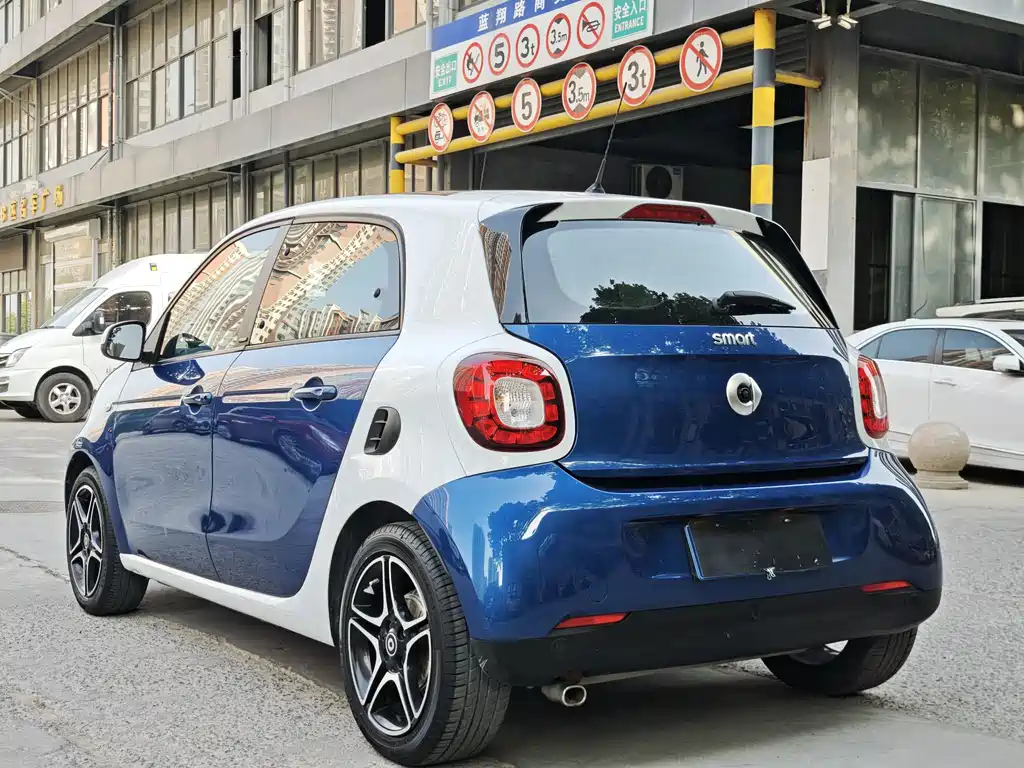 smart Forfour 2017 — фото 7
