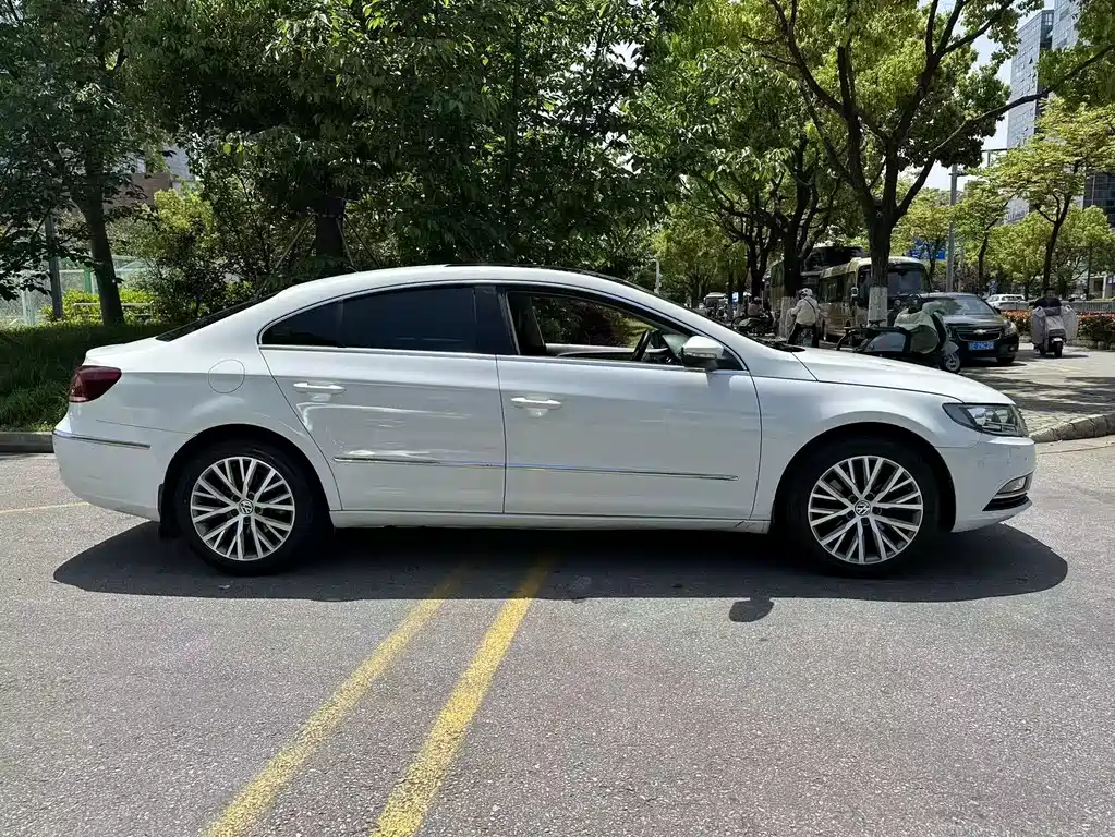 Volkswagen CC 2017 — фото 6