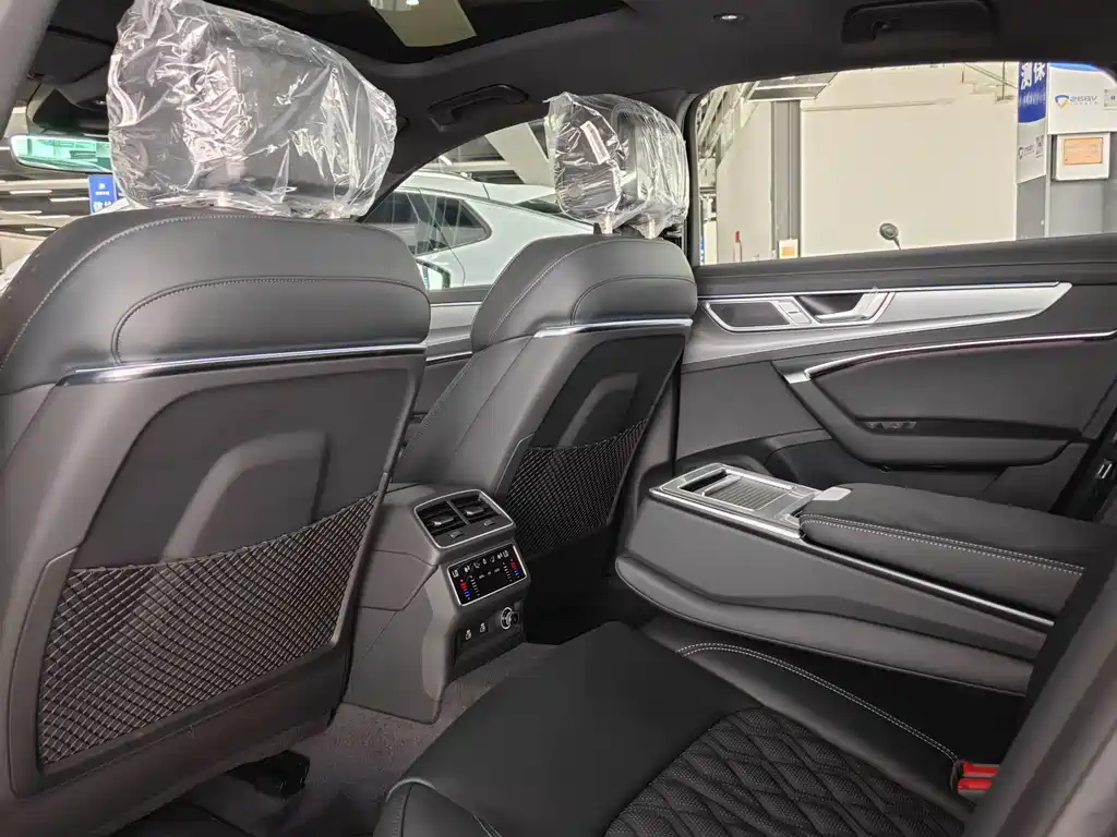Audi A6L 2025