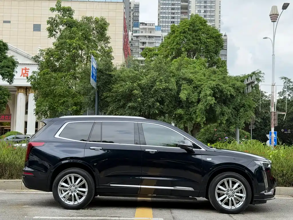 Cadillac XT6 2022