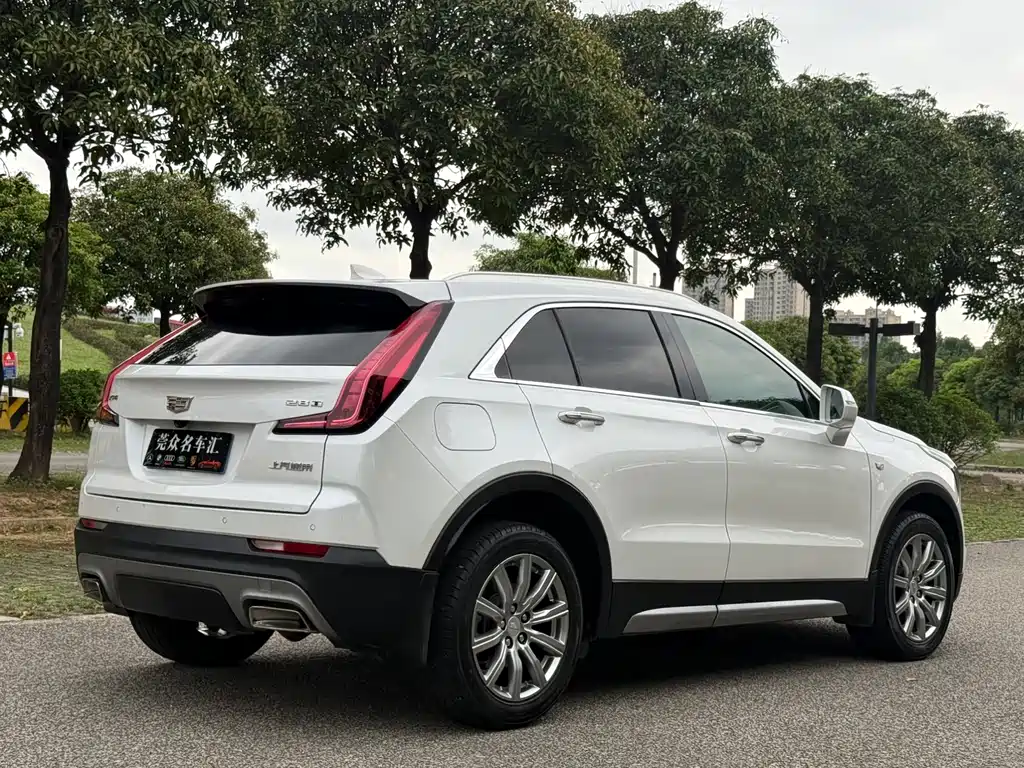 Cadillac XT4 2020 — фото 5