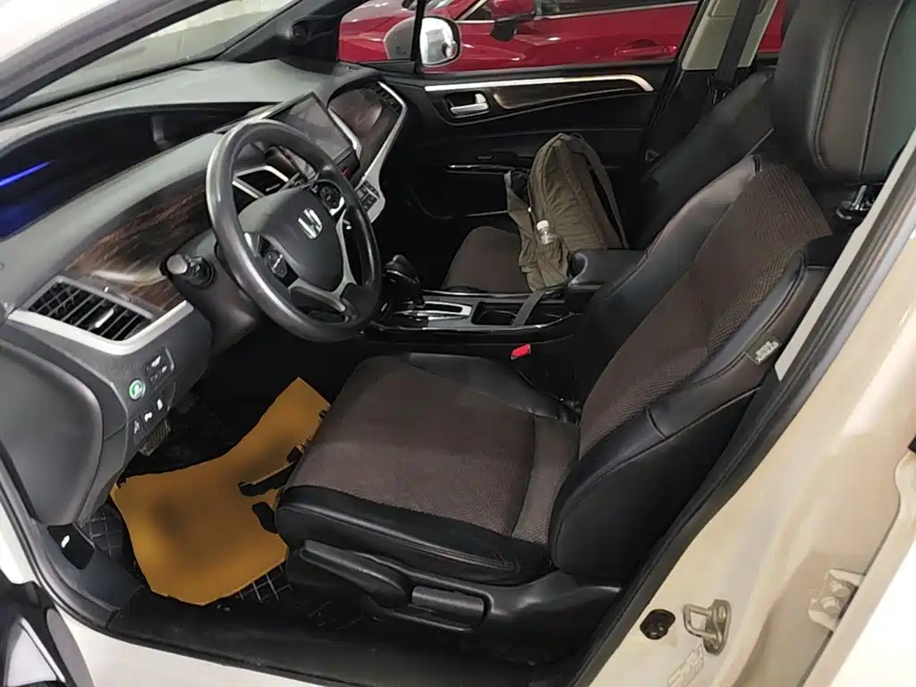Honda Jade 2019 — фото 15