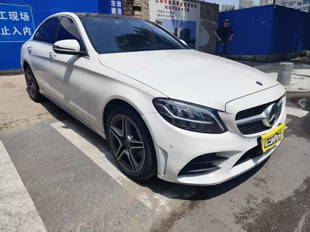 Mercedes-Benz C-Class 2021