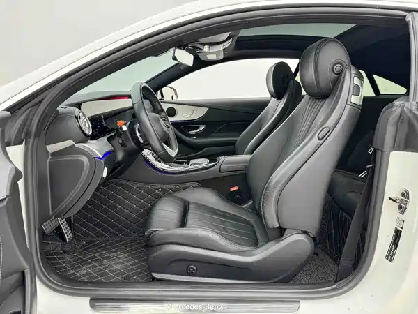 Mercedes-Benz E-Class 2021