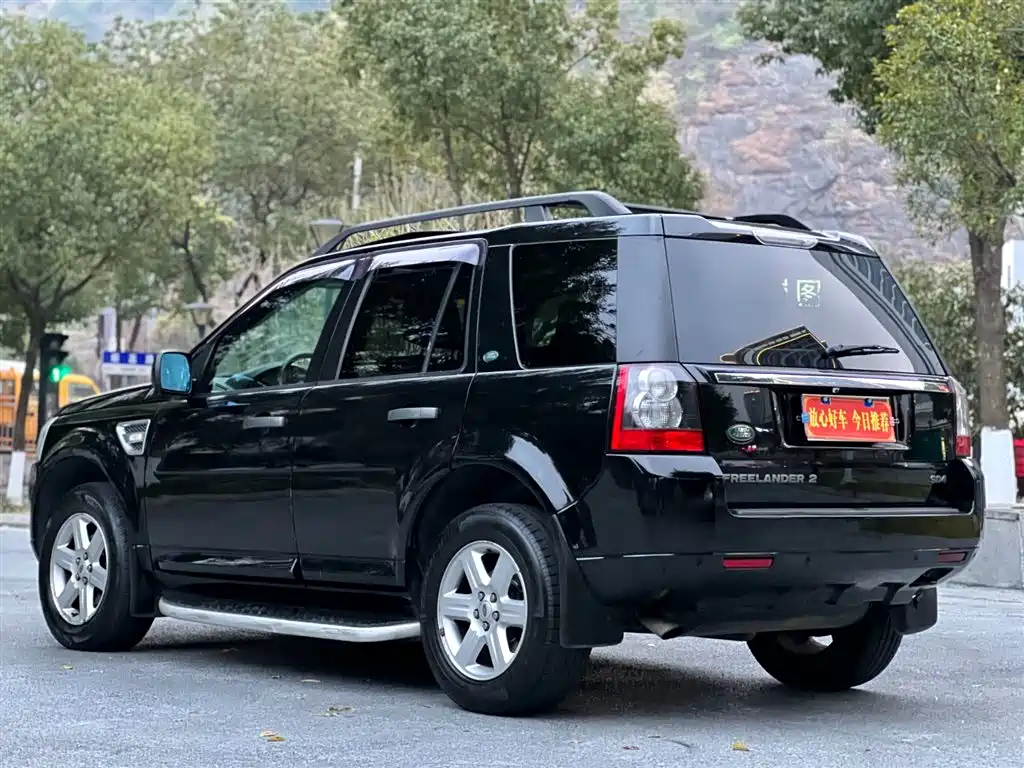 Land Rover Freelander 2 2011 — фото 4