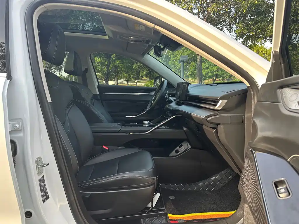Haval H6 2023 — фото 10