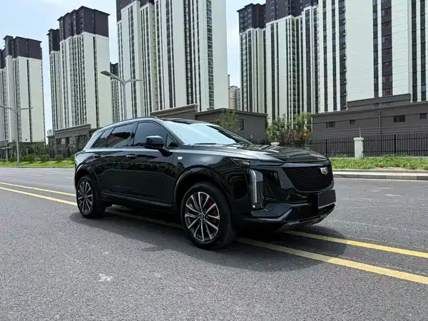 Cadillac XT5 2025