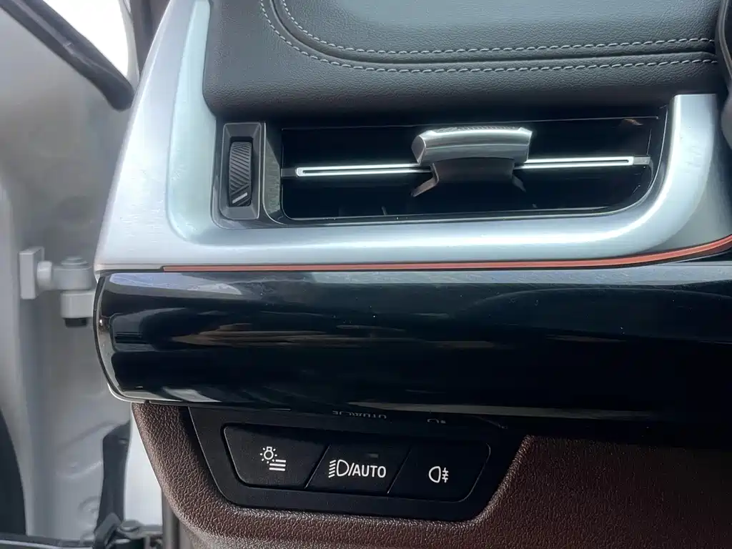BMW X1 2025 — фото 15