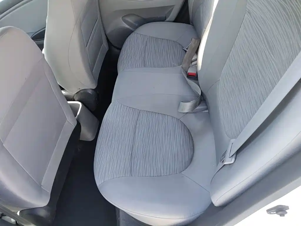 Hyundai Accent 2016 — фото 13