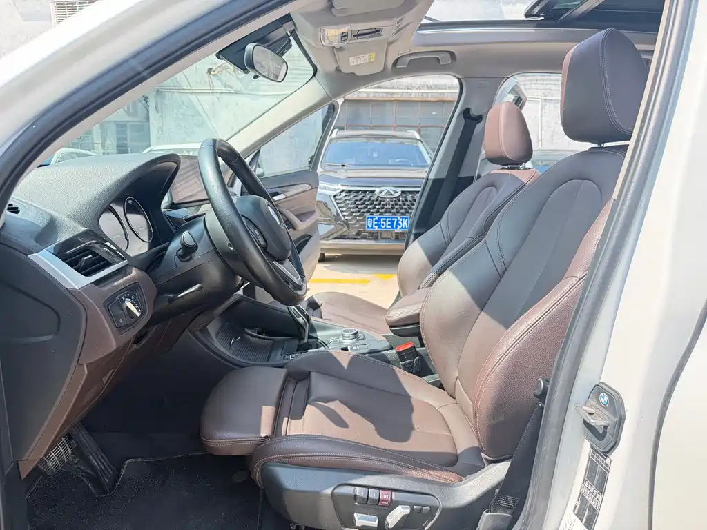 BMW X1 2022 — фото 11