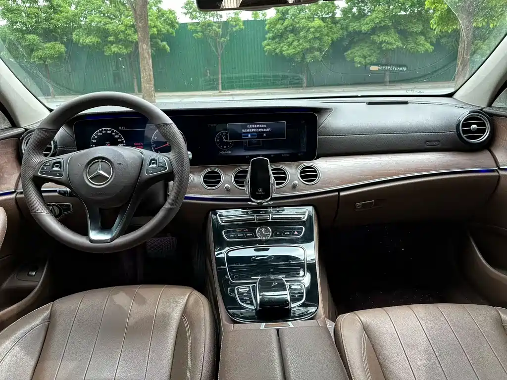 Mercedes-Benz E-Class 2017