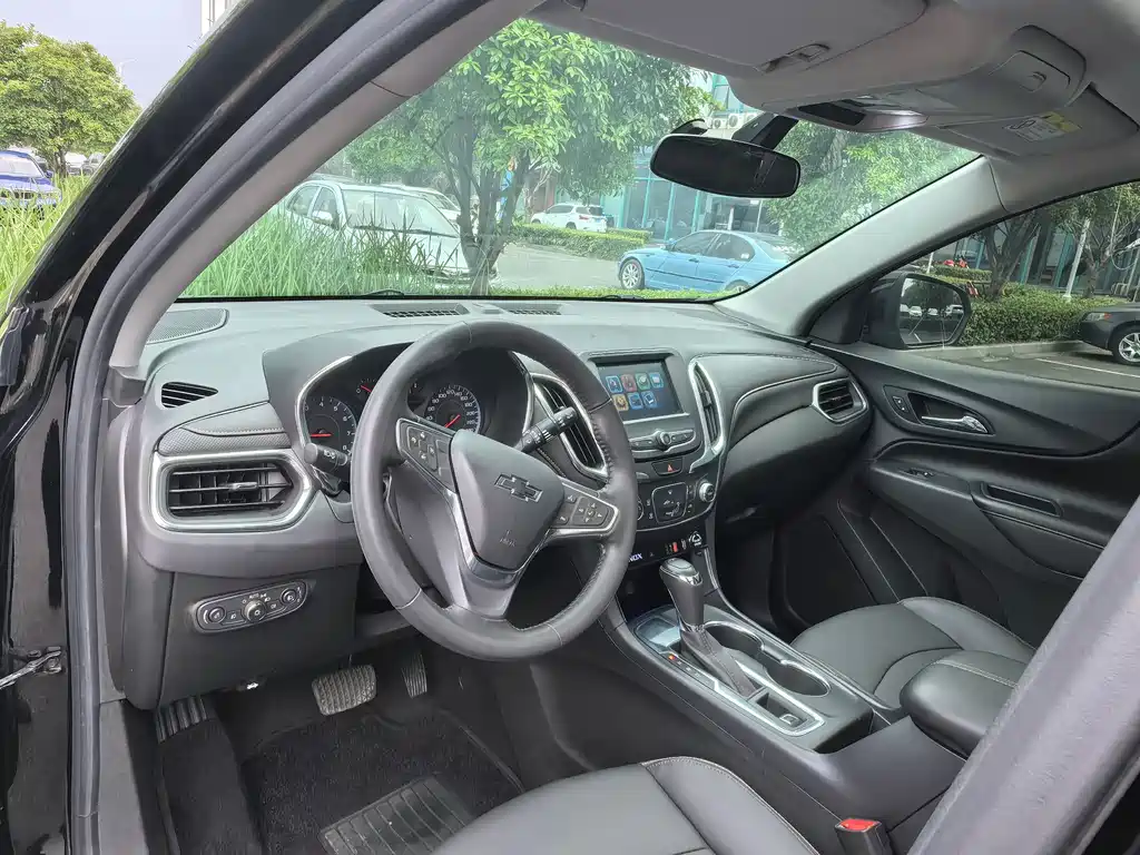 Chevrolet Equinox 2019 — фото 10