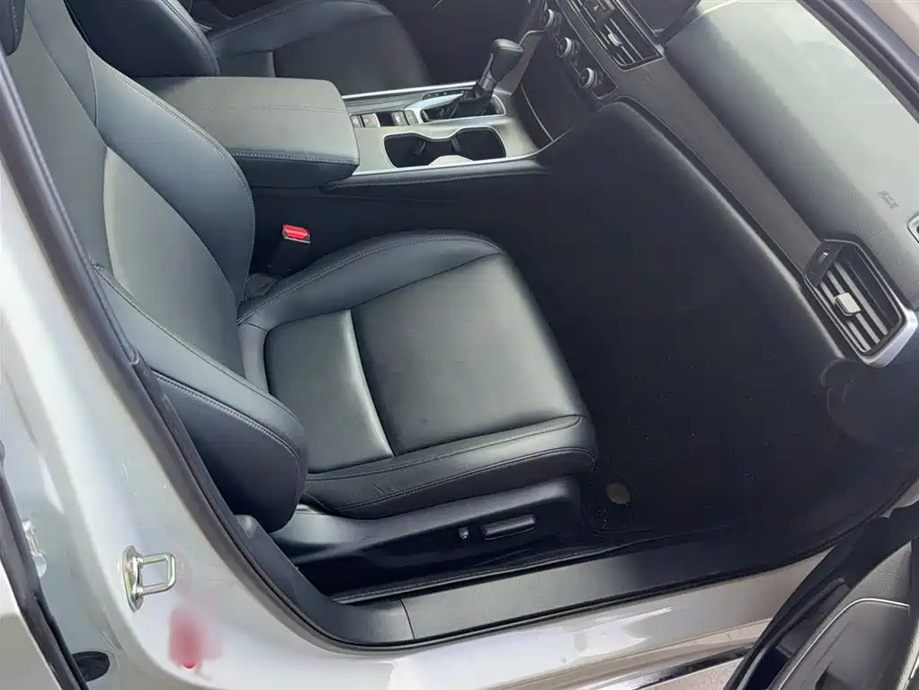 Honda Accord 2023 — фото 4