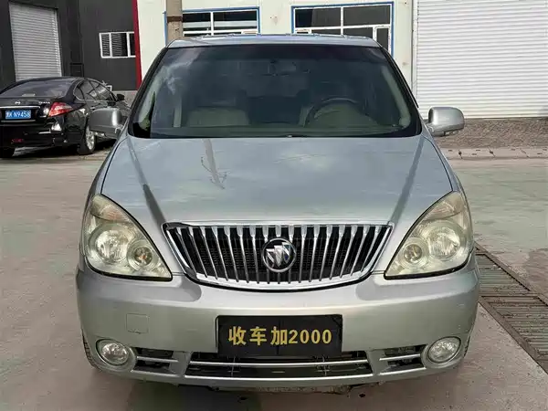 Buick GL8 2012
